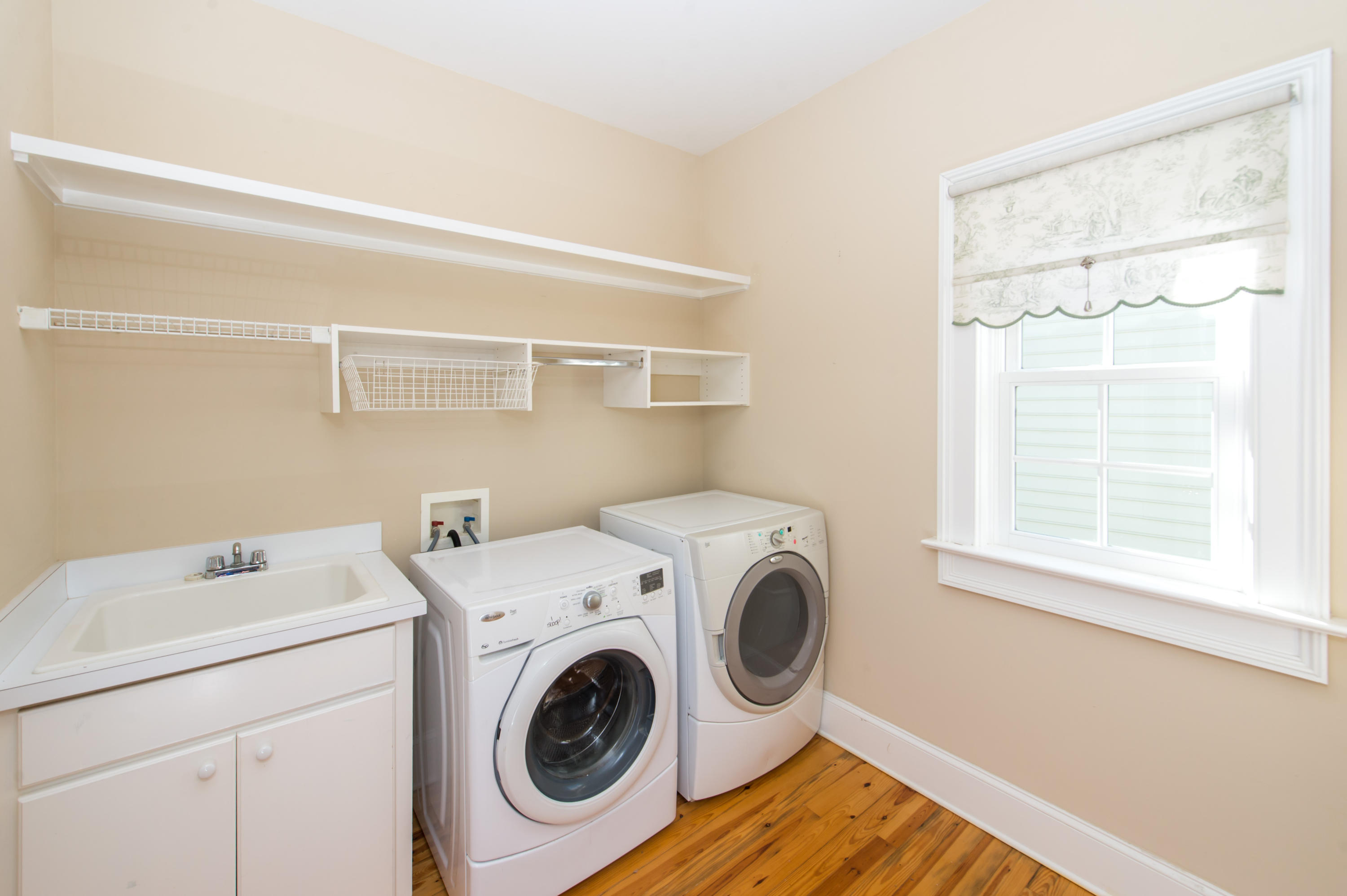 42 Eastlake Road Mount Pleasant, SC 29464 - Photo 29 of 54 42 Eastlake_Low Res-16