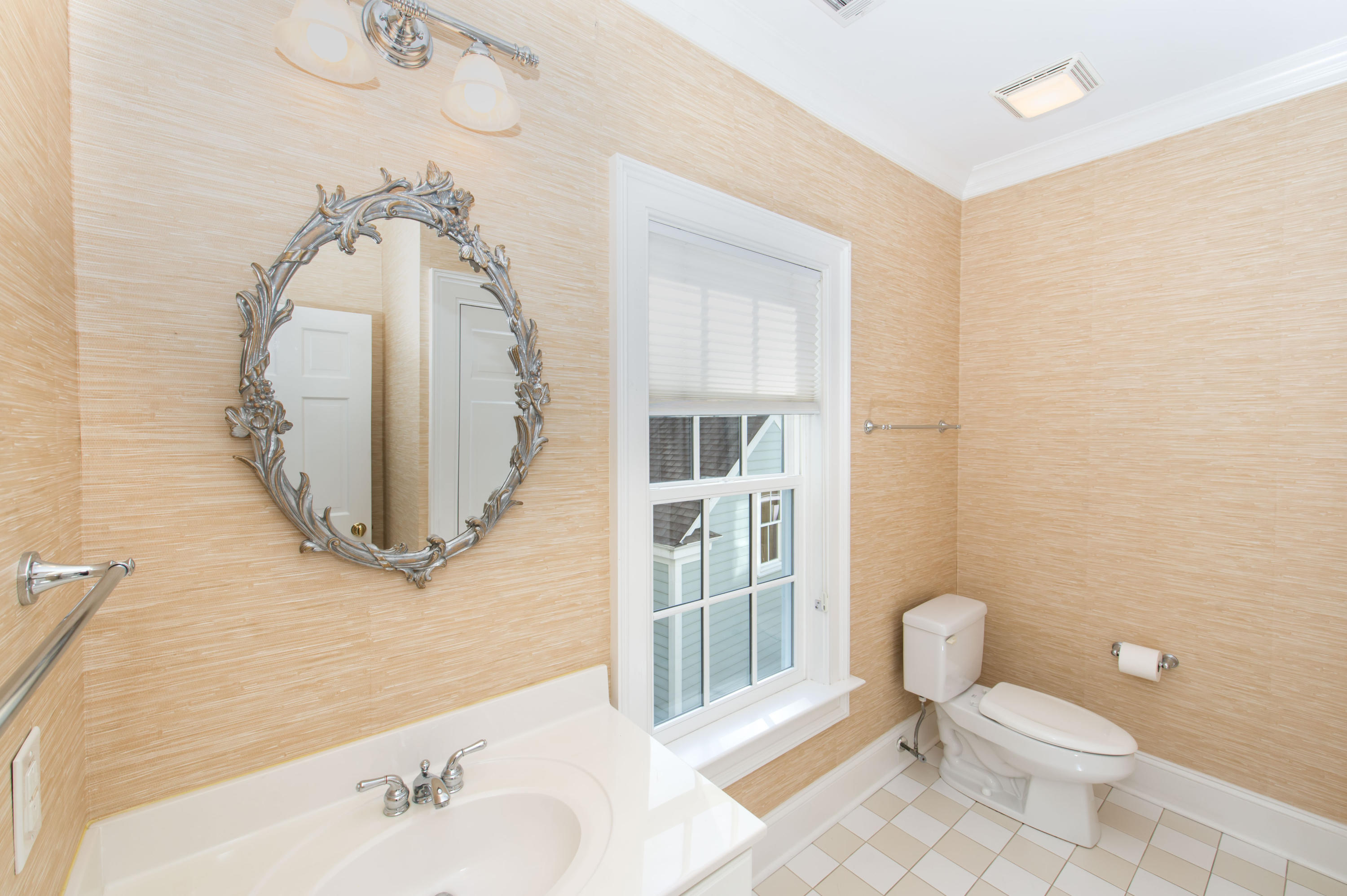 42 Eastlake Road Mount Pleasant, SC 29464 - Photo 33 of 54 42 Eastlake_Low Res-26