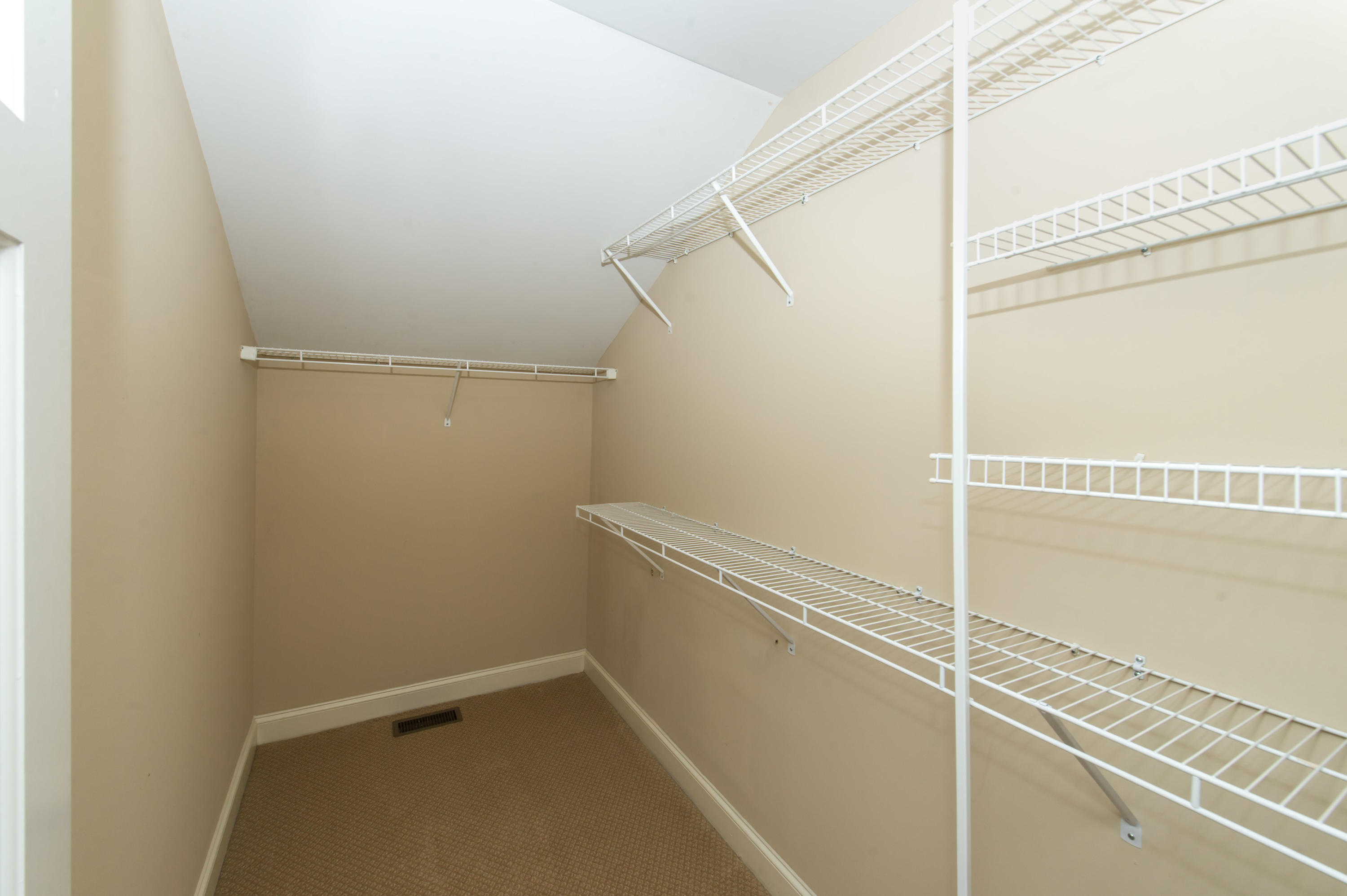 42 Eastlake Road Mount Pleasant, SC 29464 - Photo 36 of 54 42 Eastlake_Low Res-32