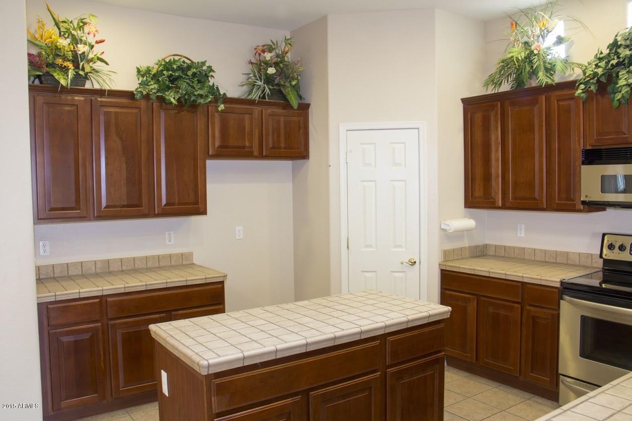 2123 North Pacey Road Phoenix, AZ 85037 - Photo 5 of 38 Kitchen