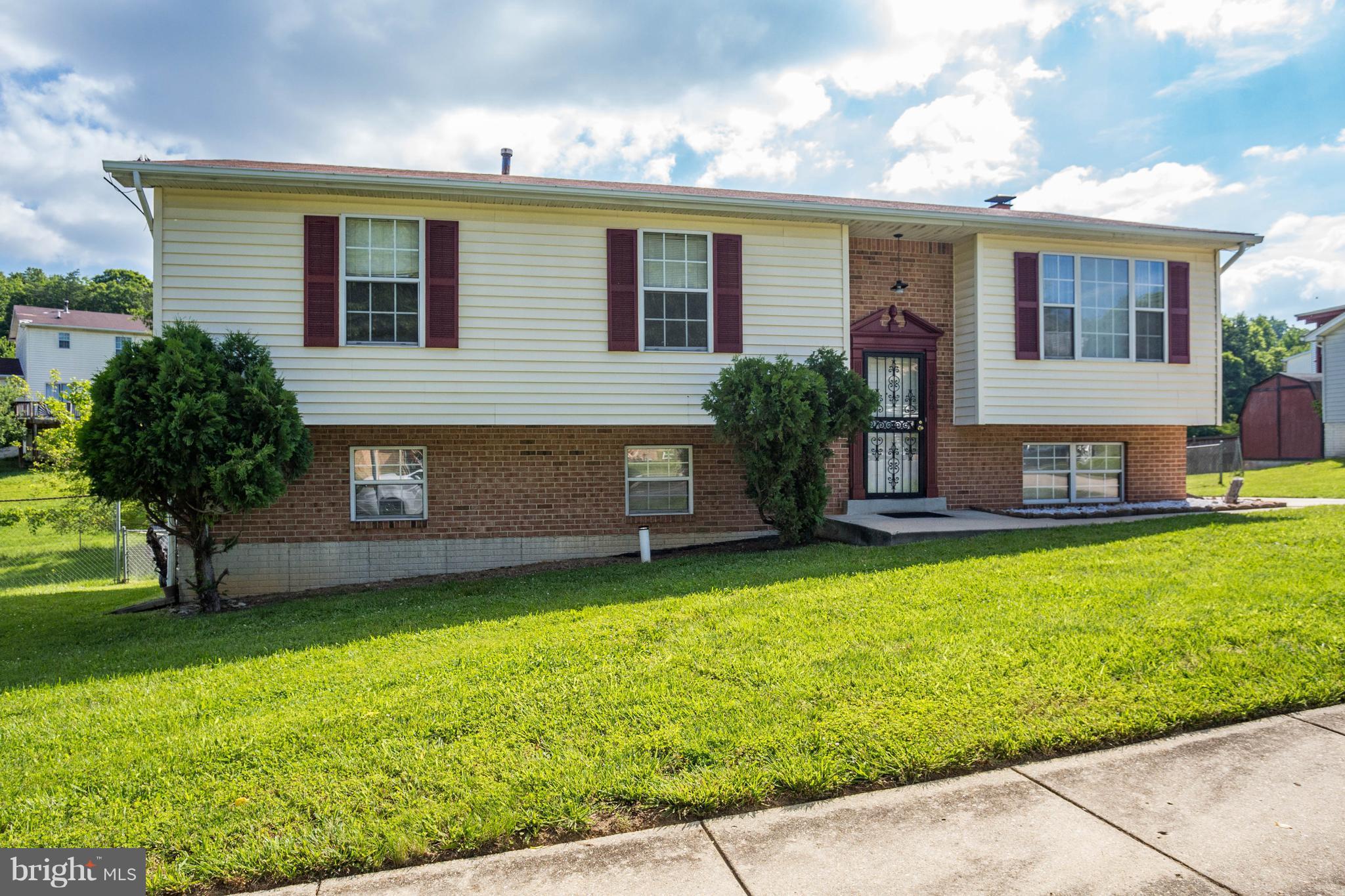 6706 Middlefield Road Fort Washington, MD 20744 - Photo 1 of 21 Exterior (Front)