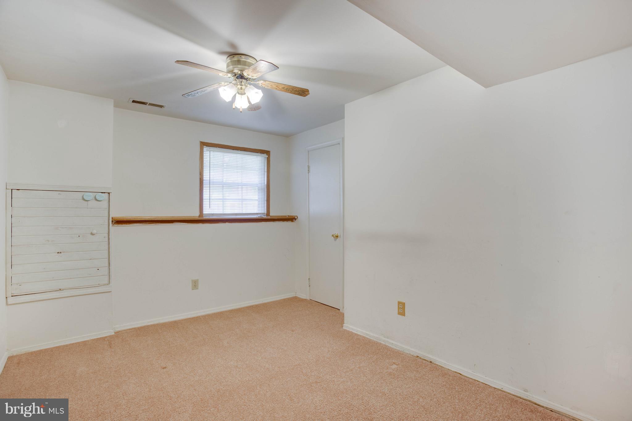 6706 Middlefield Road Fort Washington, MD 20744 - Photo 5 of 21 Bedroom