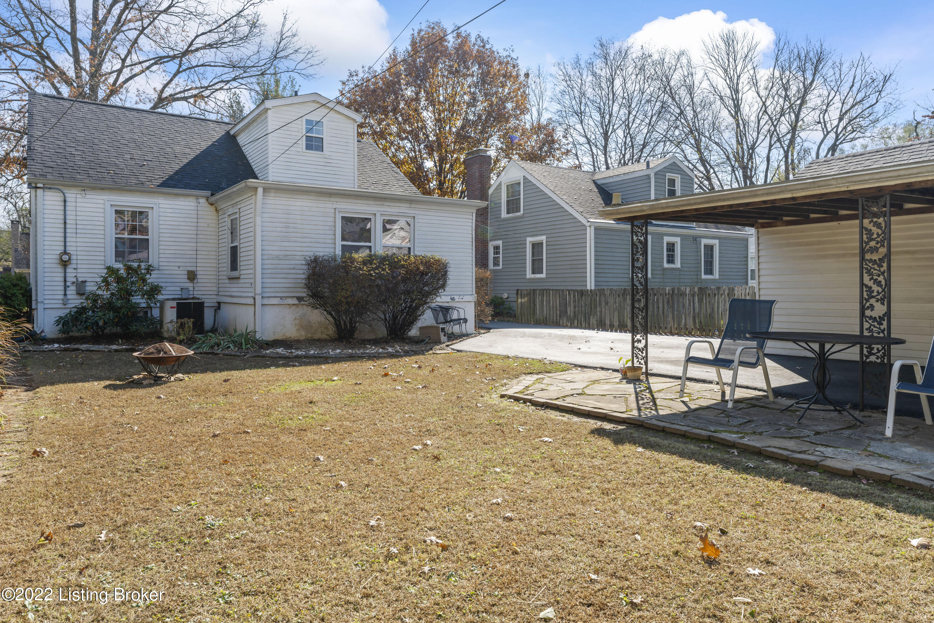 4021 Alton Road Louisville, KY 40207 - Photo 5 of 23 DSC00248