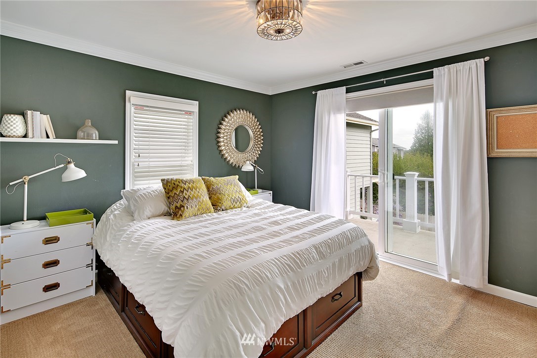731 North 73rd Street Seattle, WA 98103 - Photo 12 of 24