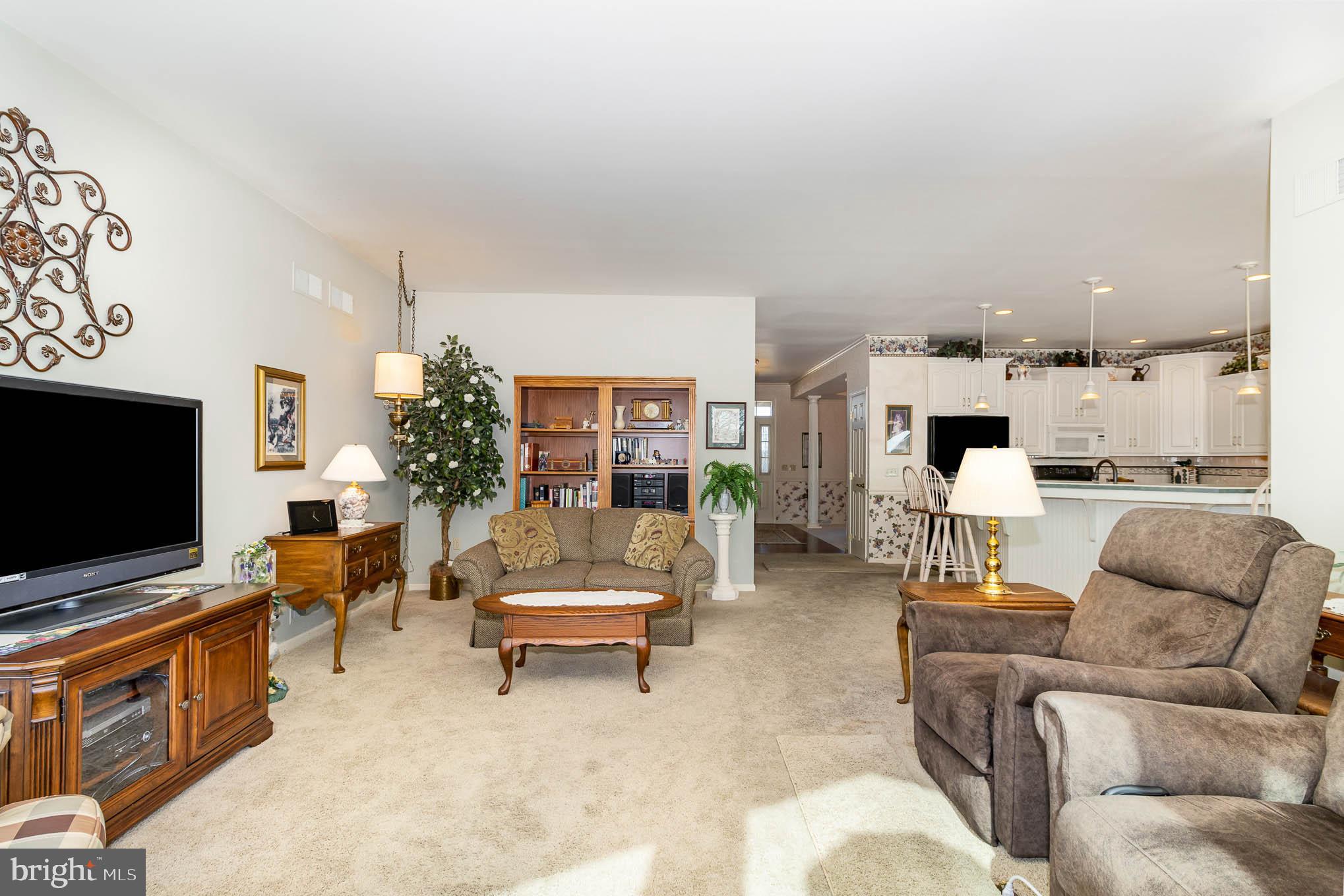 2091 Sunnyside Road Manheim, PA 17545 - Photo 15 of 34