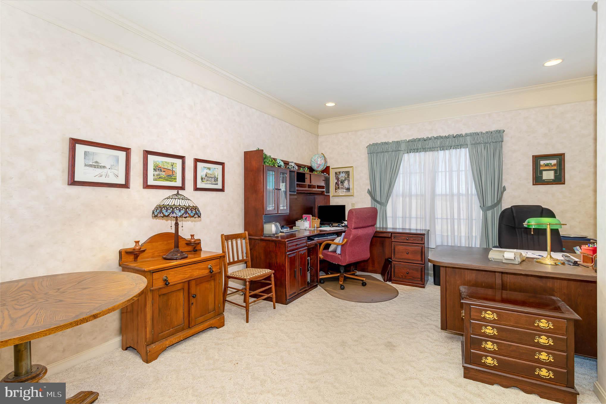 2091 Sunnyside Road Manheim, PA 17545 - Photo 24 of 34
