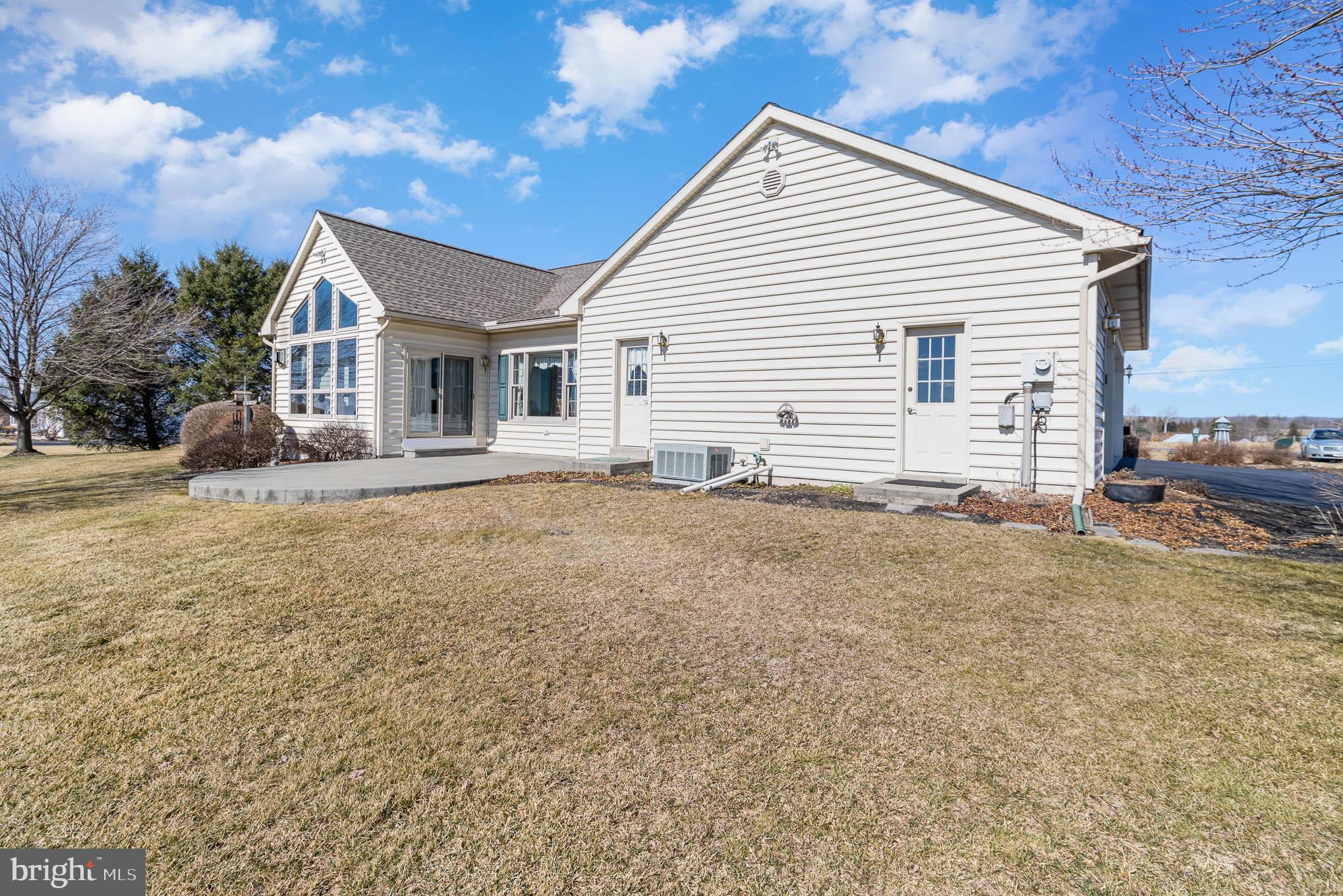 2091 Sunnyside Road Manheim, PA 17545 - Photo 31 of 34