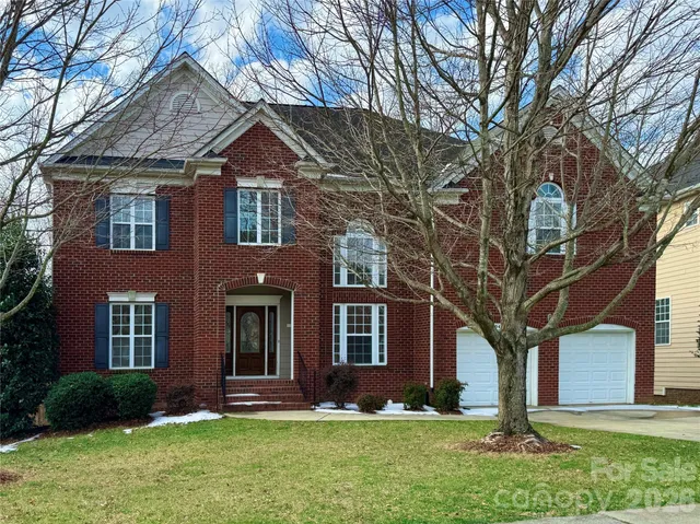 $750,000 | 10423 Falling Leaf Drive Northwest, Concord, NC 28027