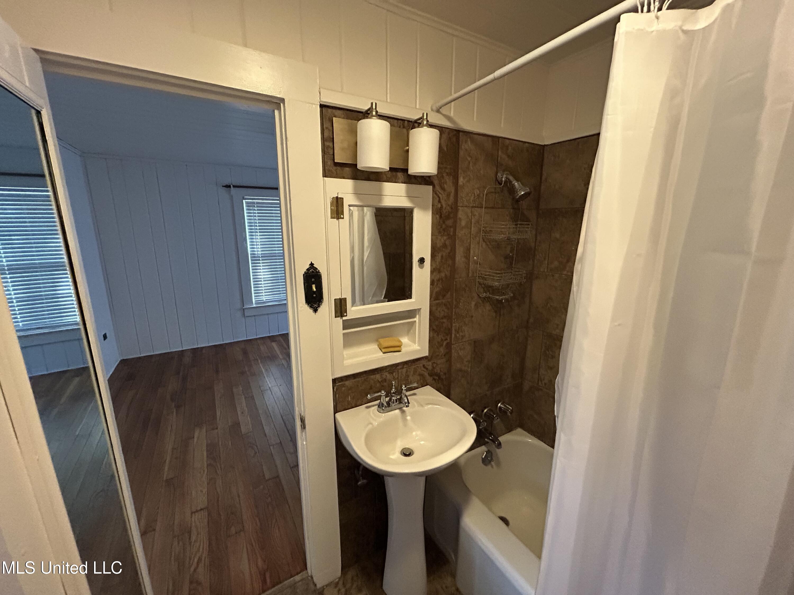 350 North Ruby Avenue Ruleville, MS 38771 - Photo 15 of 20 IMG_6152