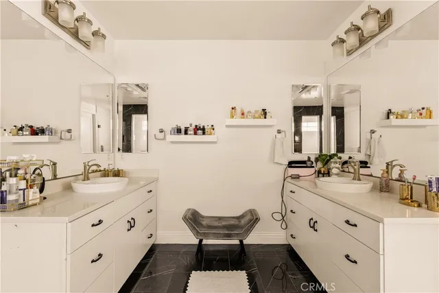 $11,000 | 24320 Sterling Ranch Road, West Hills, CA 91304