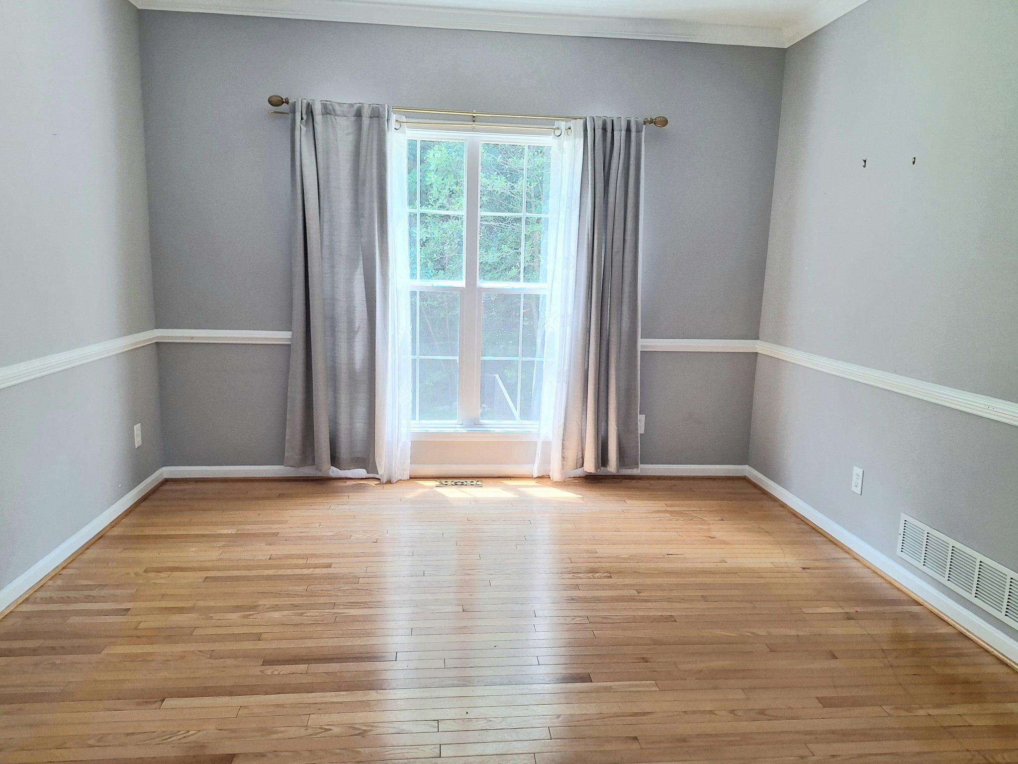 7906 Springridge Road Glen Burnie, MD 21060 - Photo 4 of 28 Separate dining room