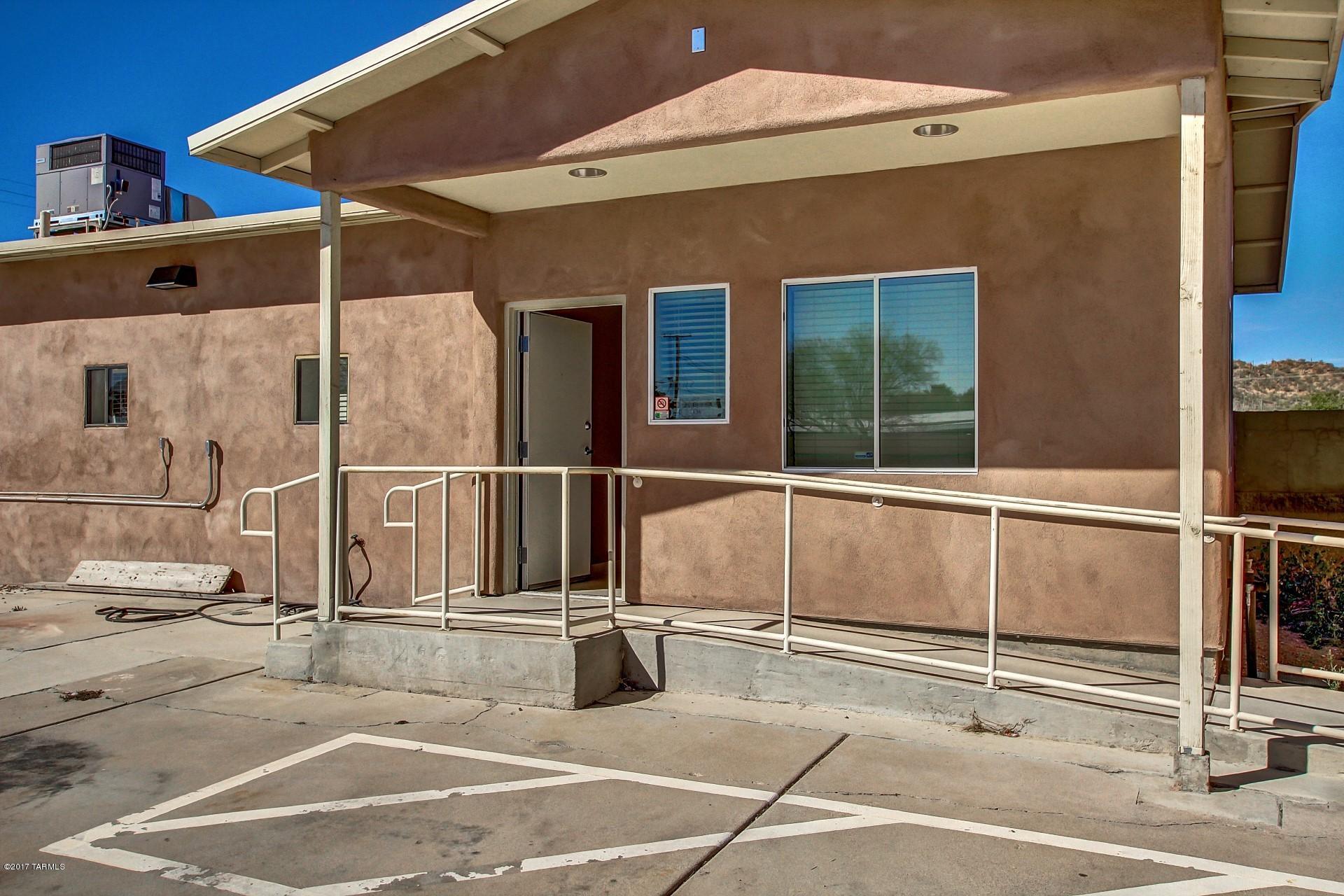 2801 West Alvaro Road Tucson, AZ 85746 - Photo 4 of 21 Gallery Image 4