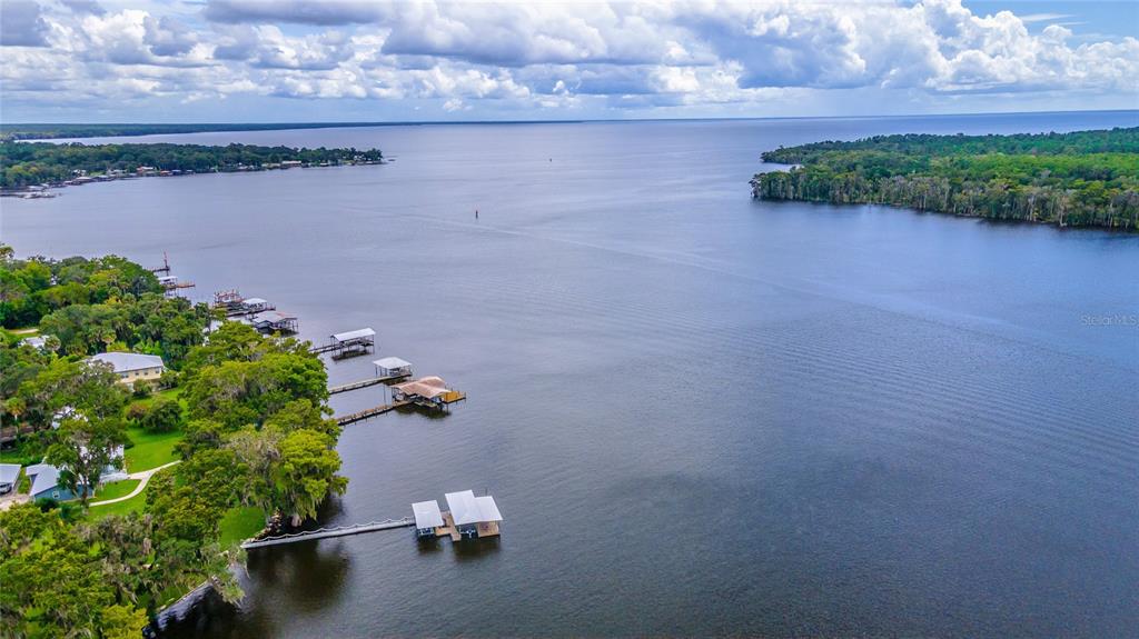 121 North Lake George Drive Georgetown, FL 32139 - Photo 7 of 46