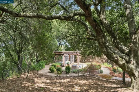 $2,795,000 | 41 Kellie Ann Court, Orinda, CA 94563