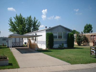604 West John Beers Road St. Joseph, MI 49085 - Photo 1 of 1 Primary Photo