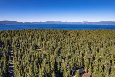 $595,000 | 7242 7th Avenue, Tahoma, CA 96142