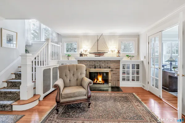 $800,000 | 12 Old Saugatuck Road, Norwalk, CT 06855