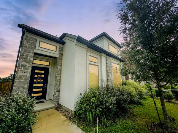 $2,450 | 936 Azul Lagoon Drive, Leander, TX 78641