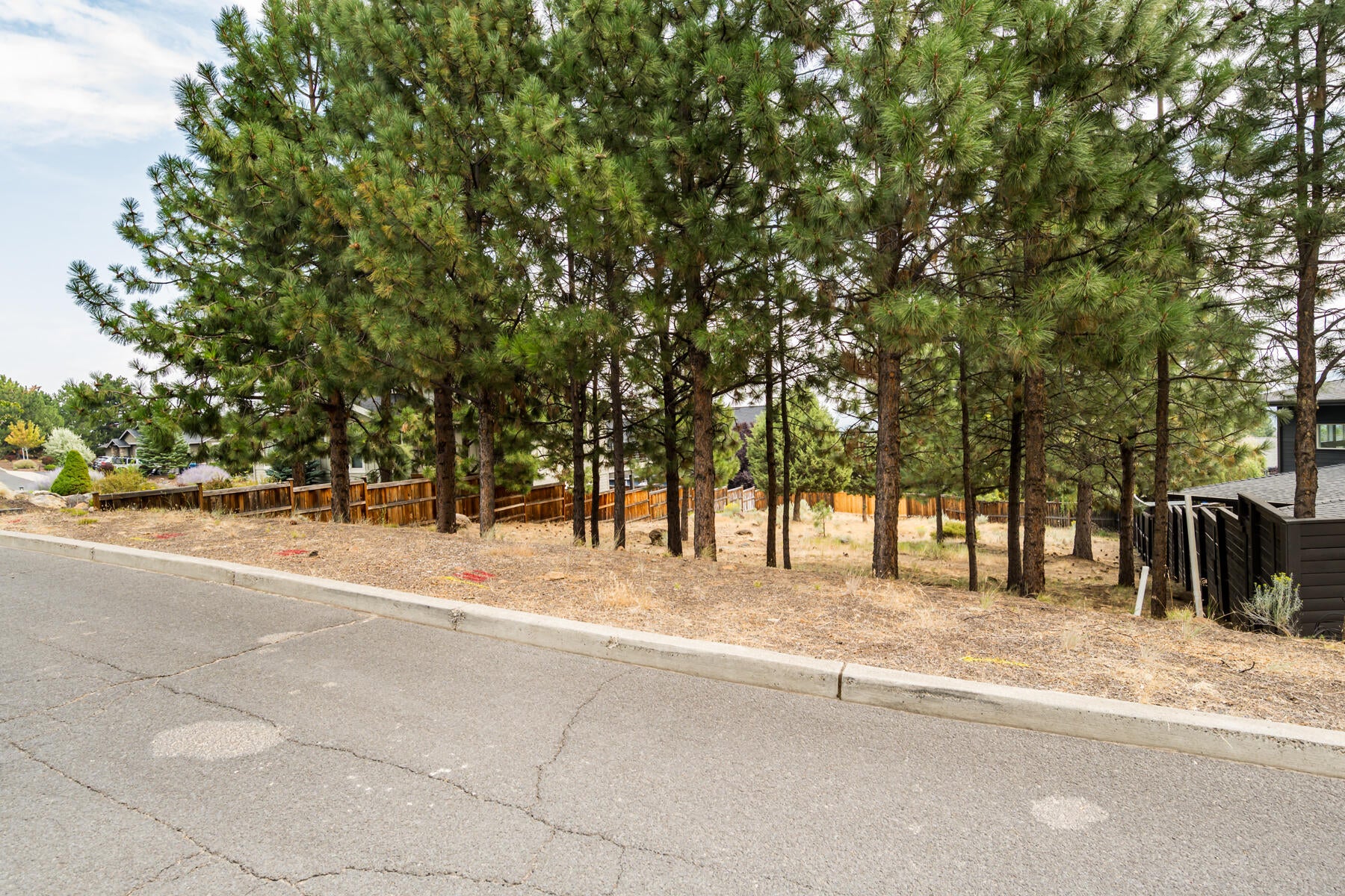 653 Northwest Powell Butte Loop Bend, OR 97703 - Photo 5 of 14 JH5_0273