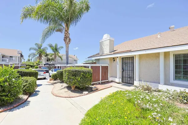 $585,000 | 244 Riverview Way, Oceanside, CA 92057