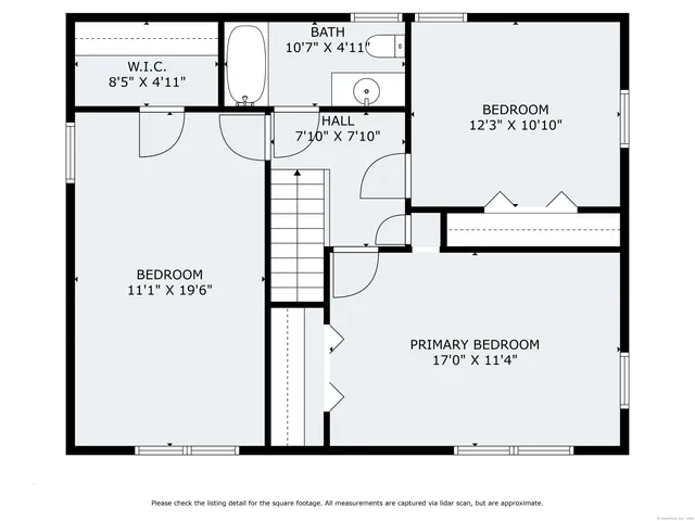 a black and white photo of a room