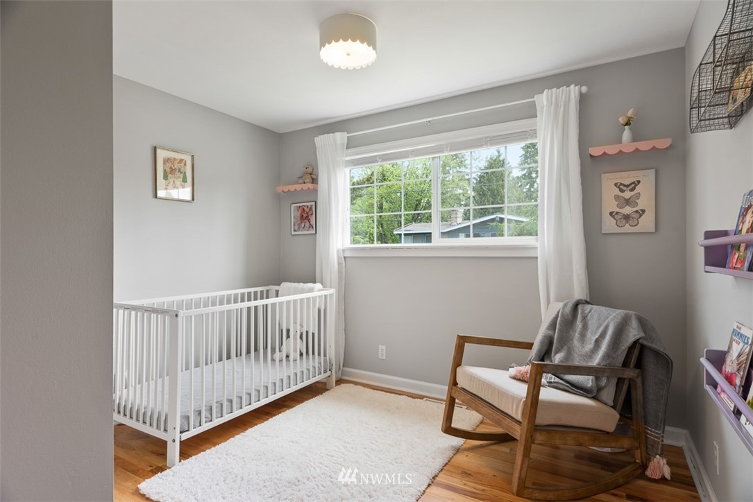 8720 216th Street Southwest Edmonds, WA 98026 - Photo 11 of 25 Gallery Image 11