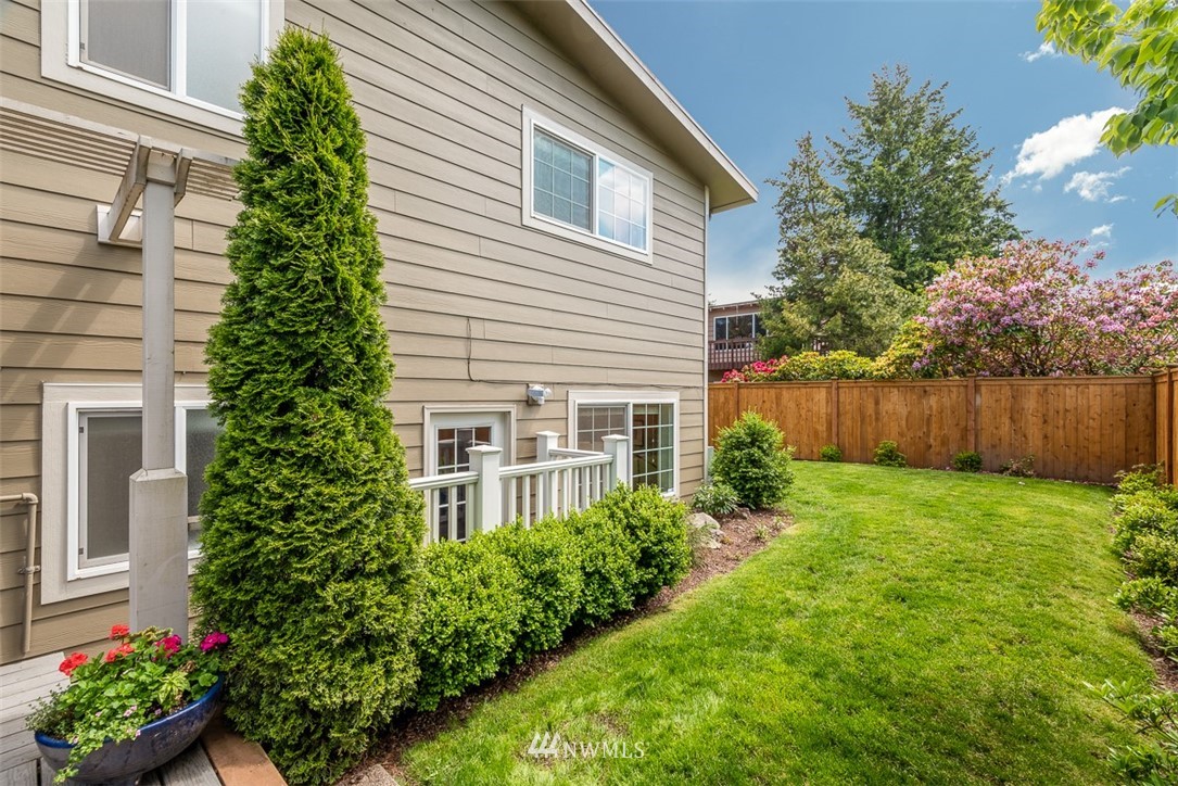 8720 216th Street Southwest Edmonds, WA 98026 - Photo 20 of 25 Gallery Image 20