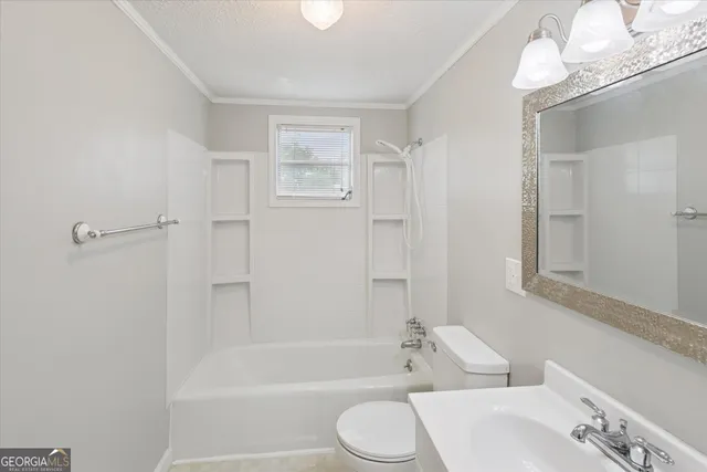 $194,999 | 3981 West Old Savannah Road, Millen, GA 30442