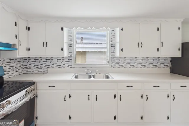 $194,999 | 3981 West Old Savannah Road, Millen, GA 30442