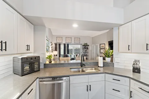 $499,900 | 2387 Southwest Foxpoint Way, Palm City, FL 34990