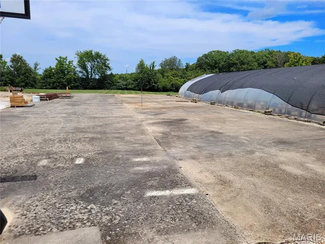 $719,000 | 22169 Northwest Service Road, Warrenton, MO 63383