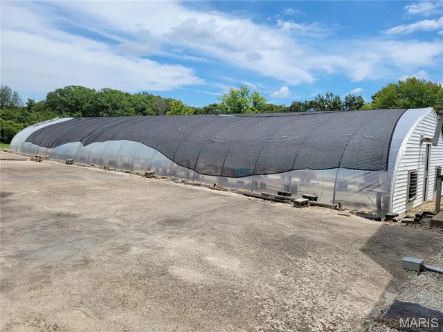 $719,000 | 22169 Northwest Service Road, Warrenton, MO 63383