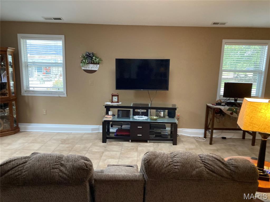 22169 Northwest Service Road Warrenton, MO 63383 - Photo 30 of 40