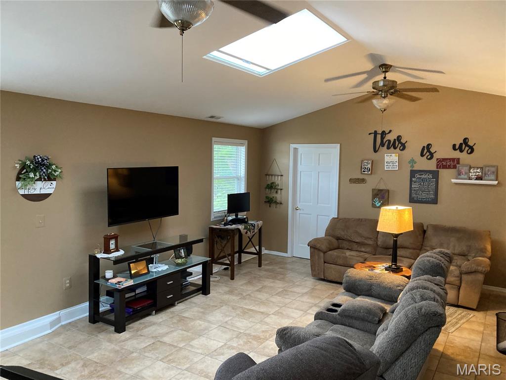 22169 Northwest Service Road Warrenton, MO 63383 - Photo 32 of 40