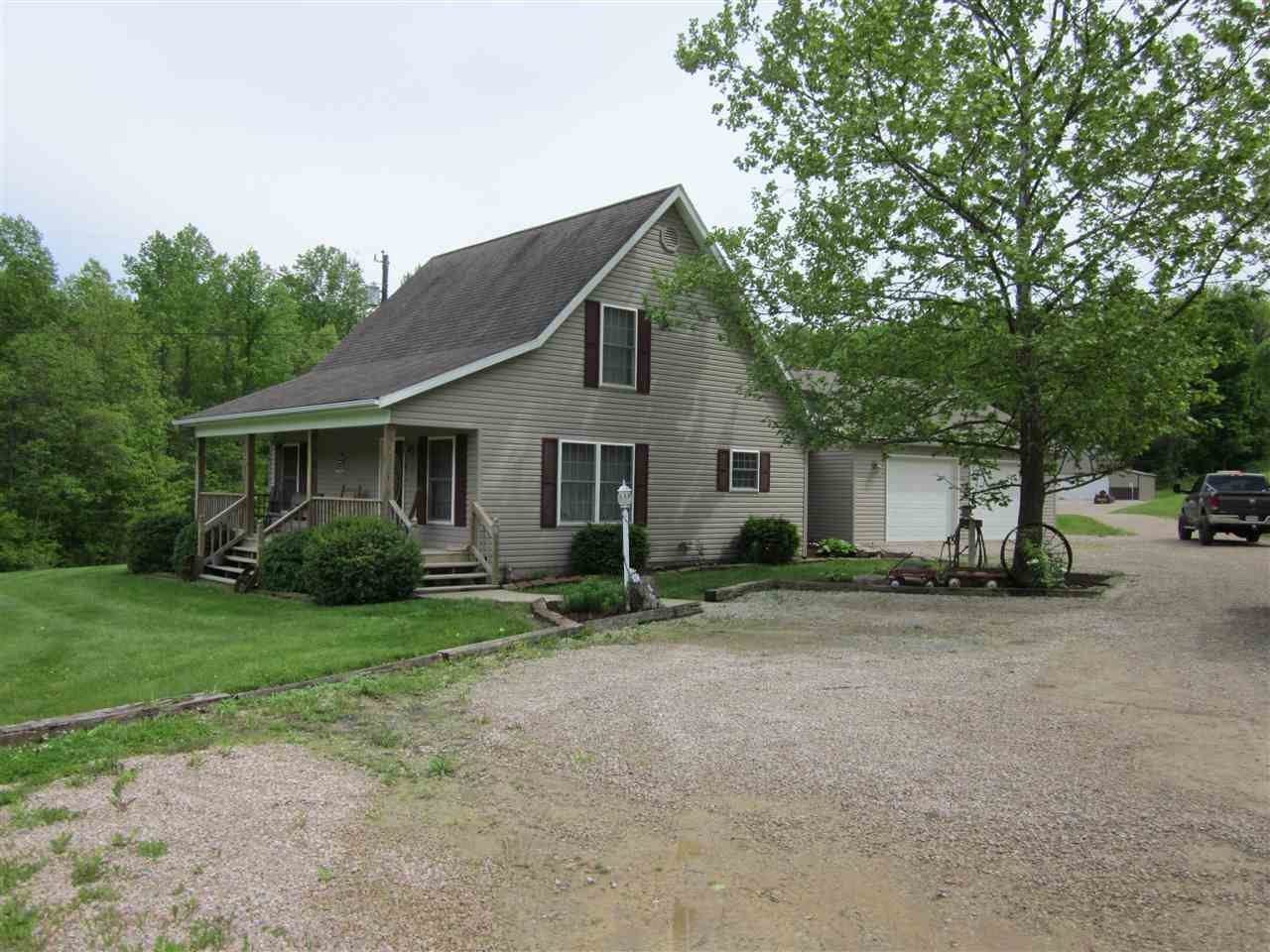 926 Ridgeline Road Spencer, IN 47460 - Photo 1 of 25