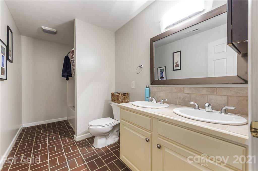 571 Shoal Road Lincolnton, NC 28092 - Photo 16 of 24 Gallery Image 16