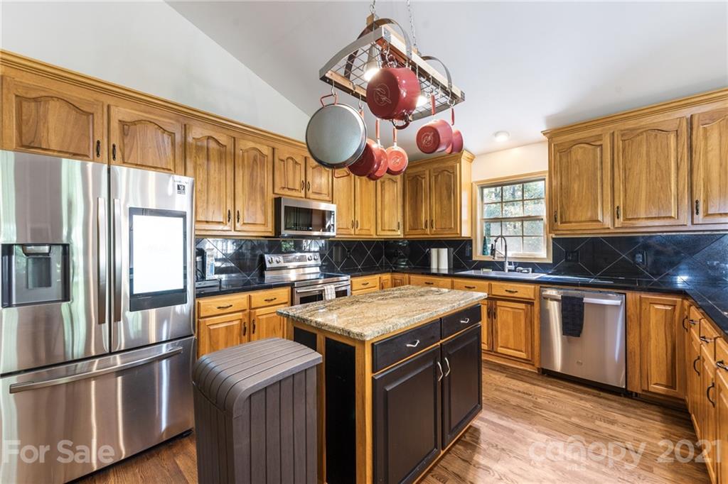 571 Shoal Road Lincolnton, NC 28092 - Photo 7 of 24 Gallery Image 7