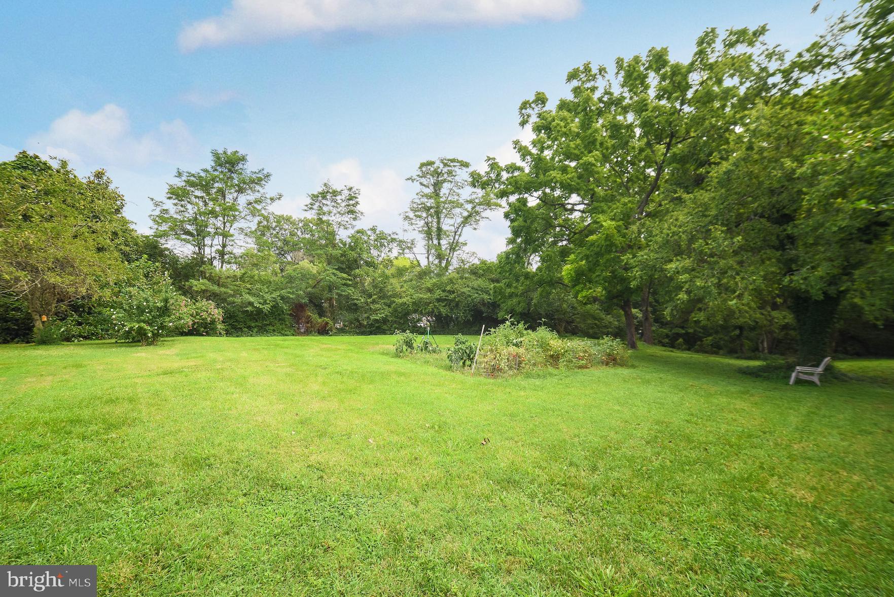 20542 Poplar Ridge Road Lexington Park, MD 20653 - Photo 2 of 46 Front yard