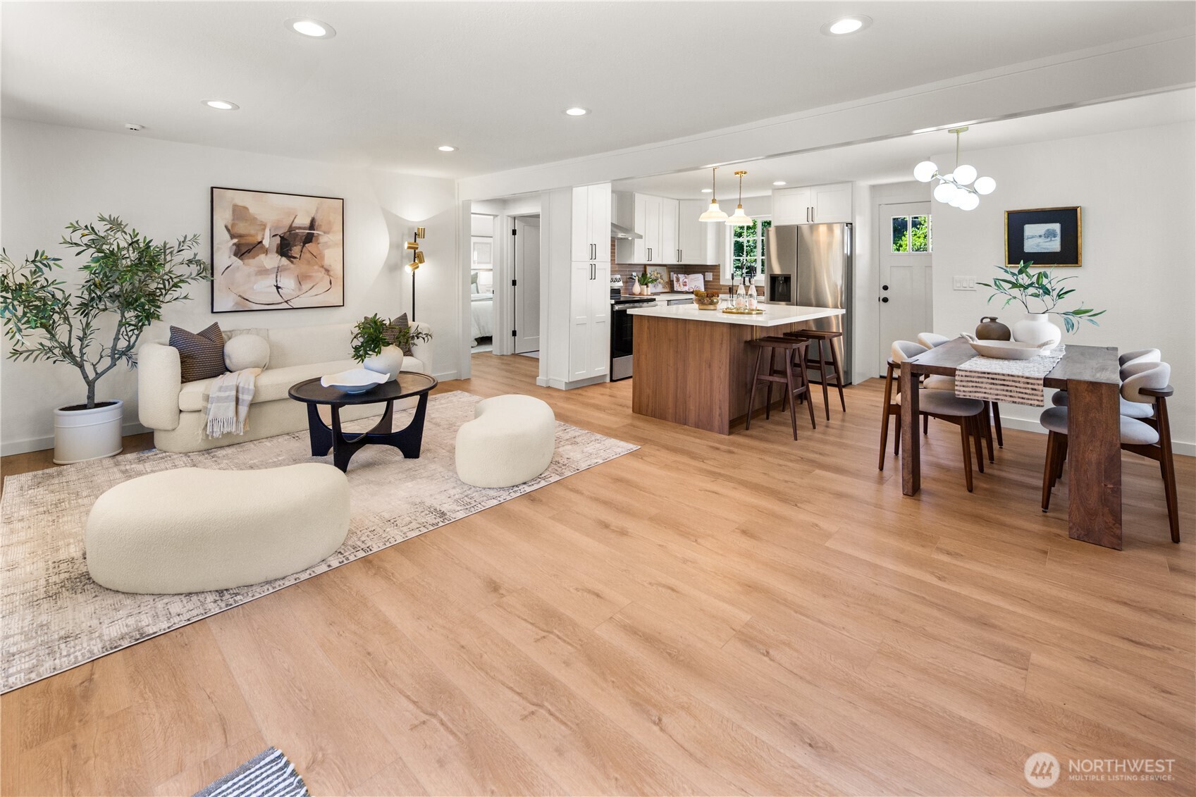 3533 Southeast 6th Street Renton, WA 98058 - Photo 2 of 26 Gallery Image 2