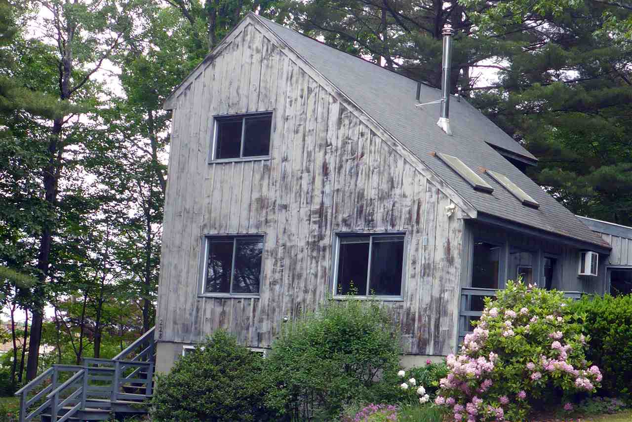 228 Piscataqua Road Durham, NH 03824 - Photo 3 of 16