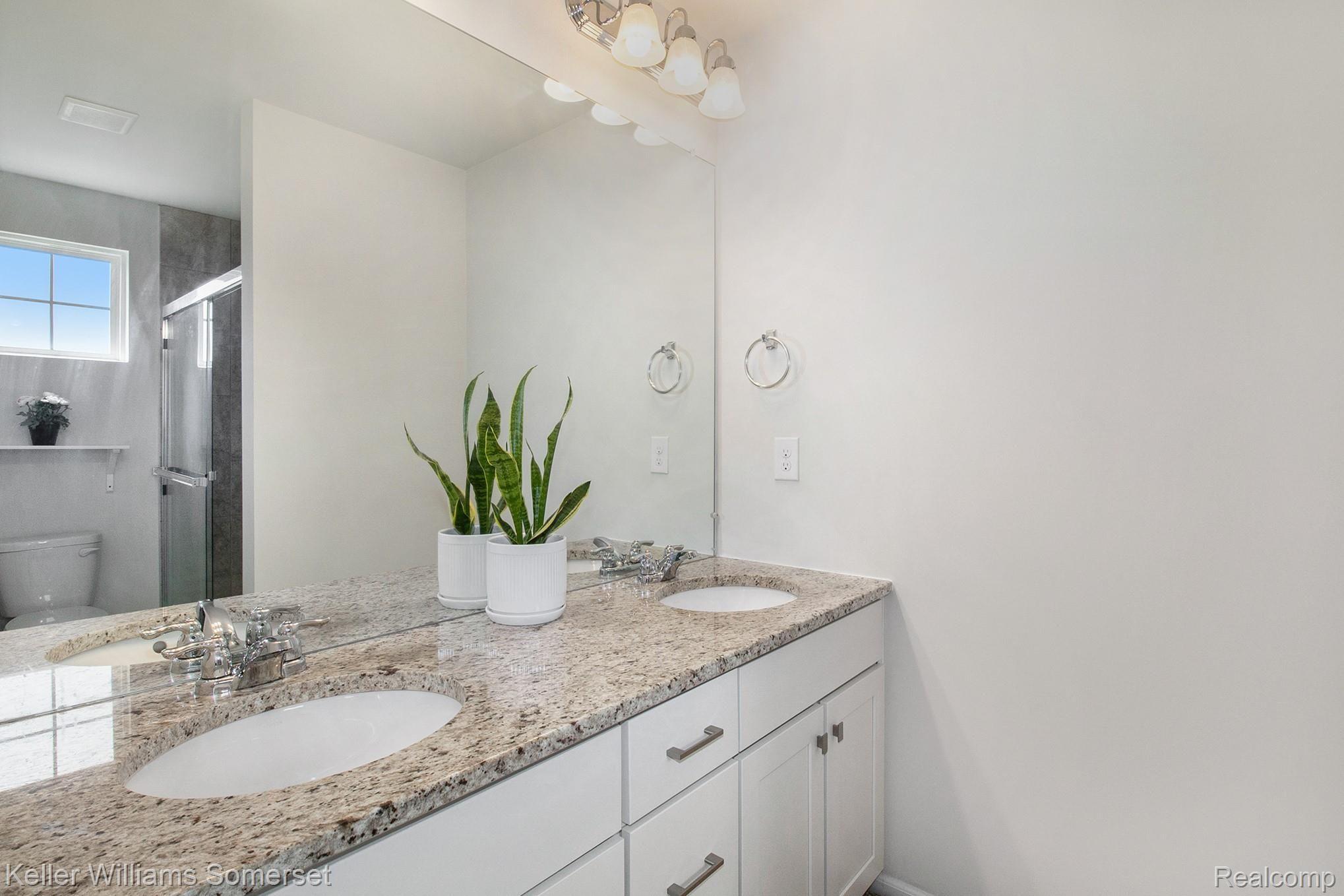 2734 Helmsdale Circle Rochester, MI 48307 - Photo 15 of 32 Double sink vanity in the master bath
