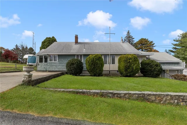 $479,000 | 26 Chardon Drive, Portsmouth, RI 02871