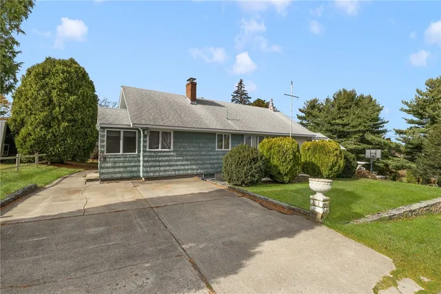 $479,000 | 26 Chardon Drive, Portsmouth, RI 02871
