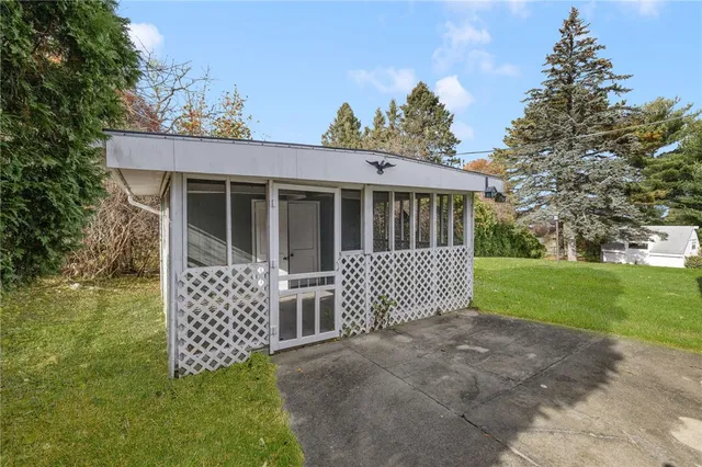 $479,000 | 26 Chardon Drive, Portsmouth, RI 02871