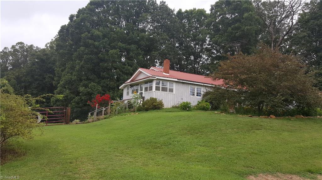 1244 Goin Road Westfield, NC 27053 - Photo 2 of 23 Gallery Image 2