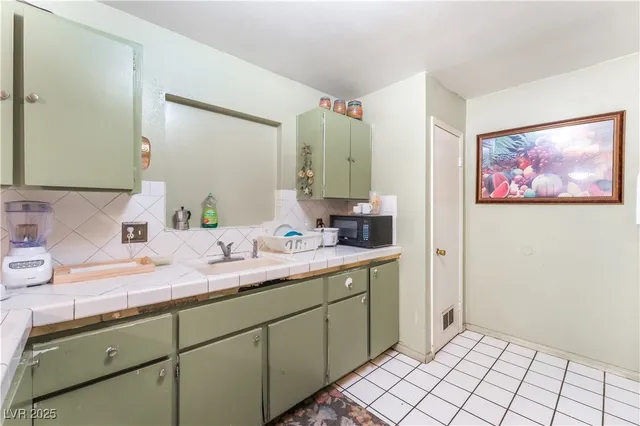 $400,000 | 1117 Cold Harbor Drive, North Las Vegas, NV 89030