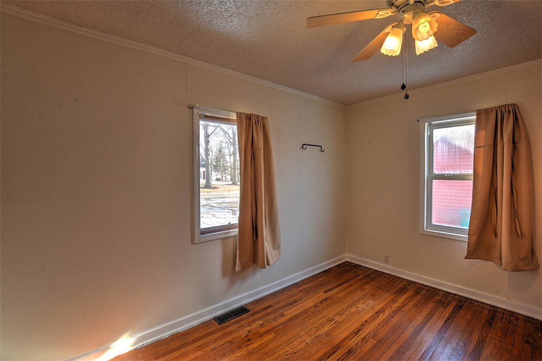1107 North Oakcrest Avenue Decatur, IL 62522 - Photo 13 of 21