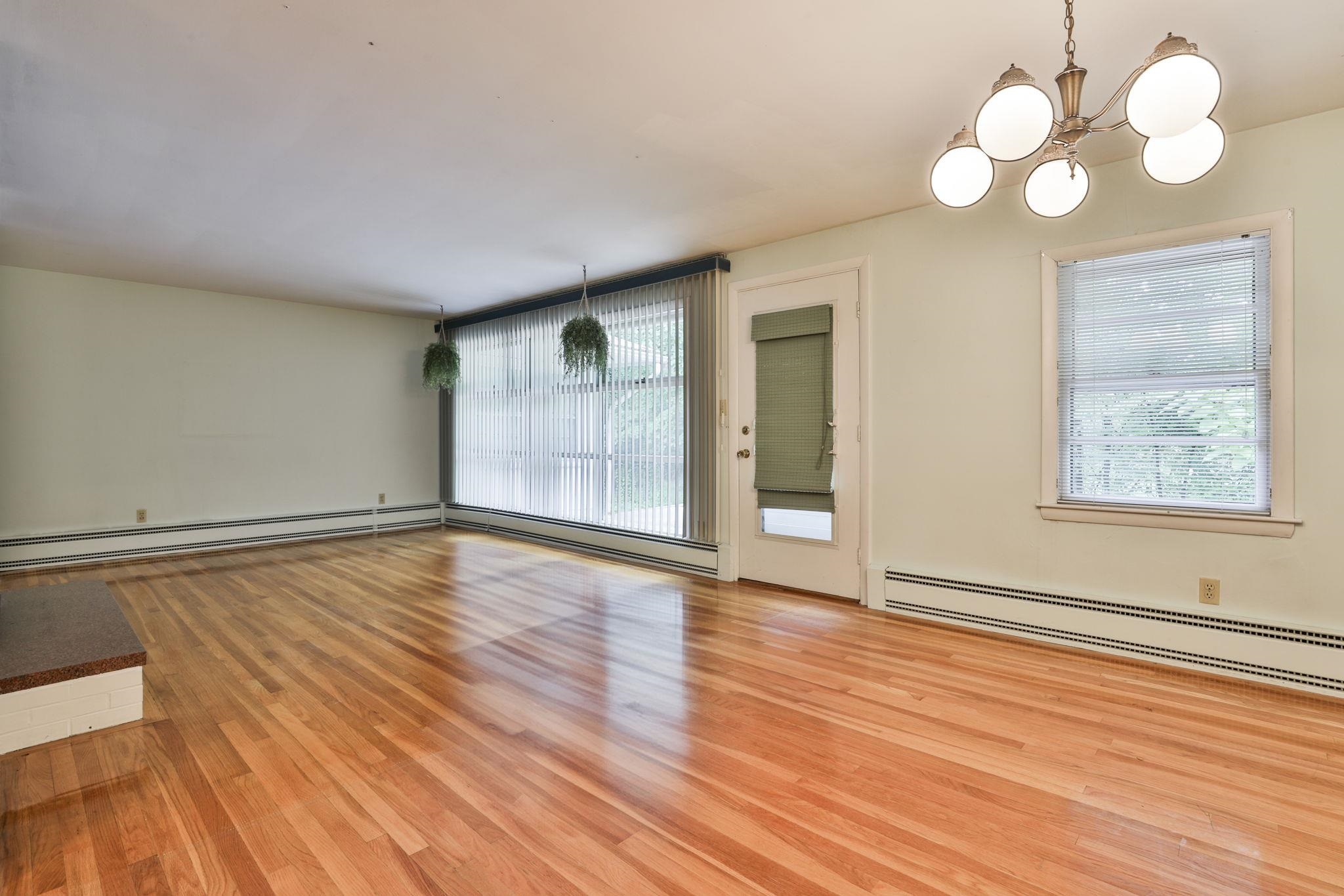 246 Huse Road Manchester, NH 03103 - Photo 16 of 41