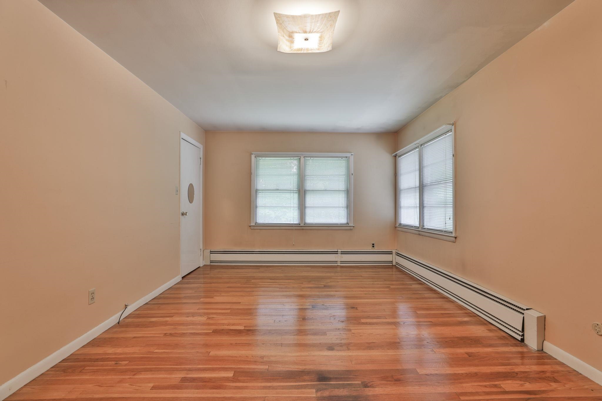 246 Huse Road Manchester, NH 03103 - Photo 23 of 41