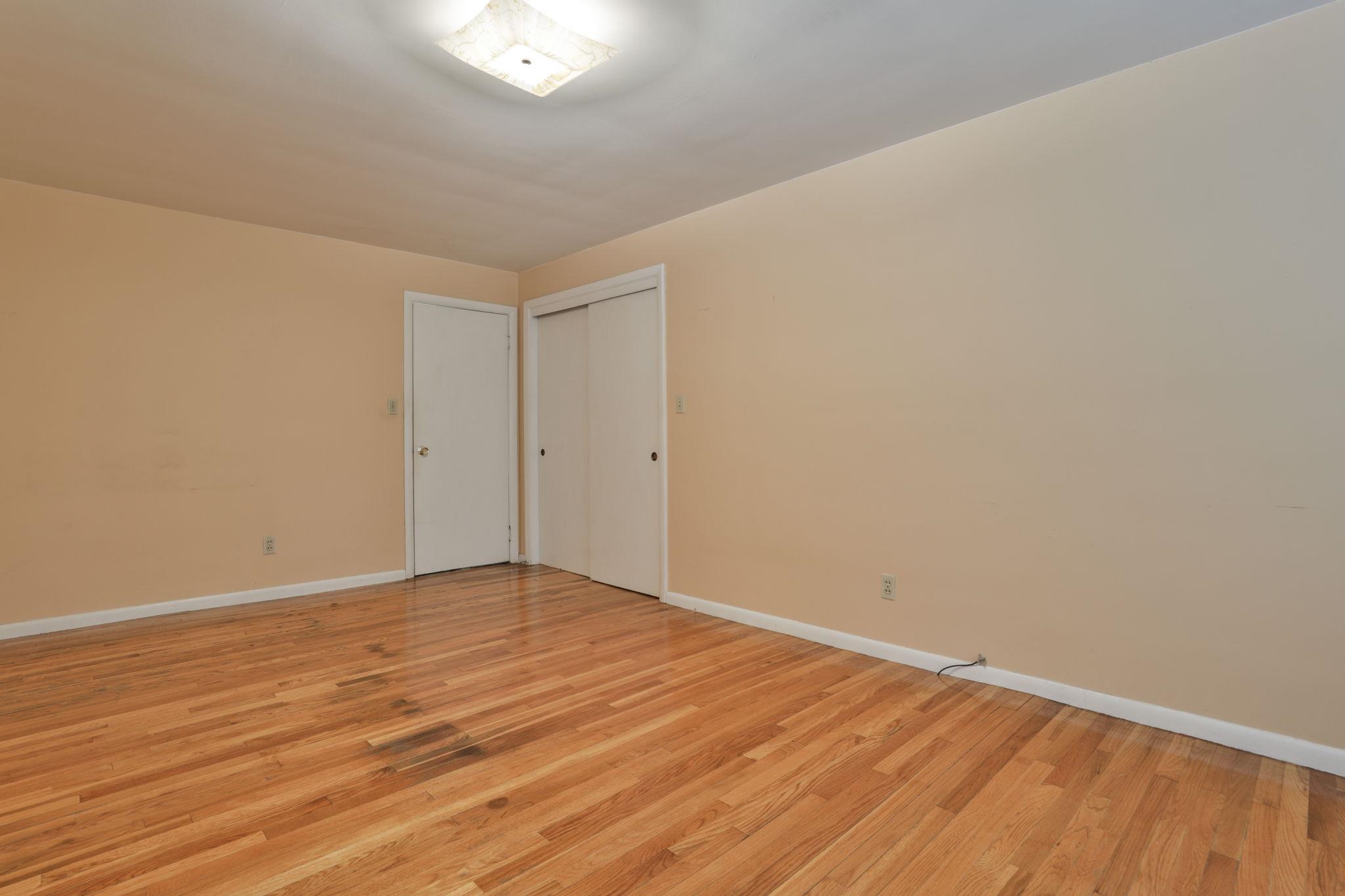 246 Huse Road Manchester, NH 03103 - Photo 24 of 41